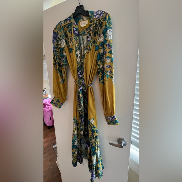 By Anthropologie Midi Shirt Dress in Yellow Gold and Blue Floral- Size Small - Picture 5 of 9